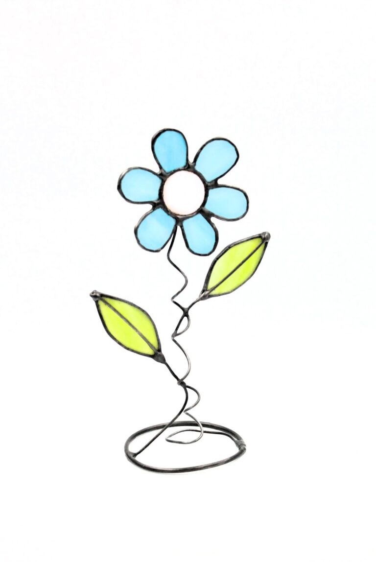 Wieczne kwiaty – ponadczasowa dekoracja z witrażu