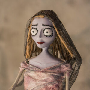 Rzeźba Gnijąca Panna Młoda